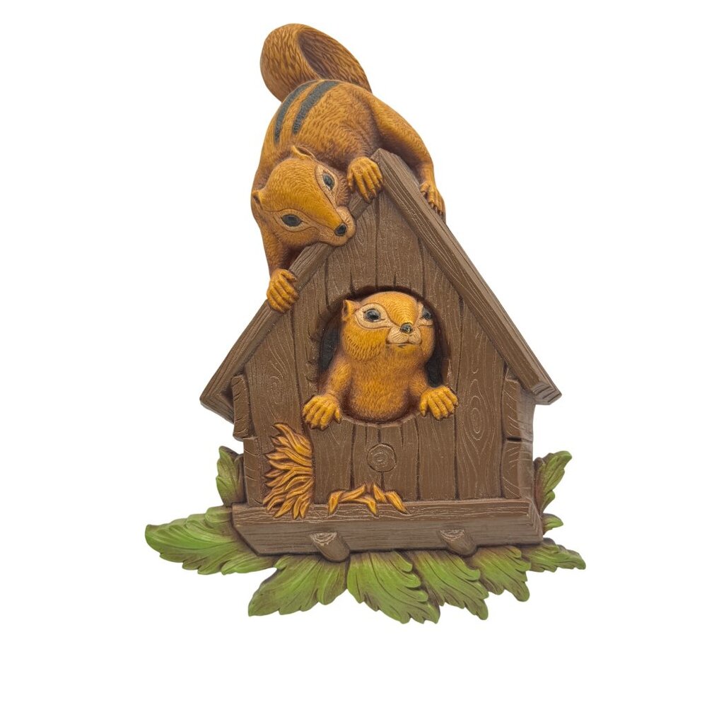 Vintage 1977 DART Industries Chipmunk Birdhouse Wall Plaque Home Decor